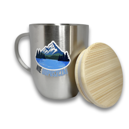 stalowy-kubek-z-bambusową-pokrywą