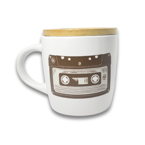 kubek-retro-kaseta-magnetofonowa-uv-dtf