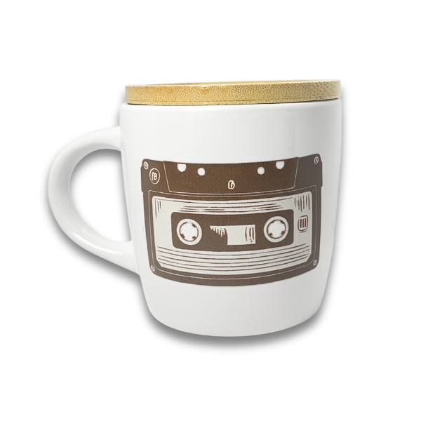 kubek-retro-kaseta-magnetofonowa-uv-dtf